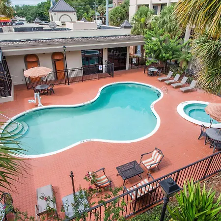 Days Inn & Suites By Wyndham Orlando Airport-3