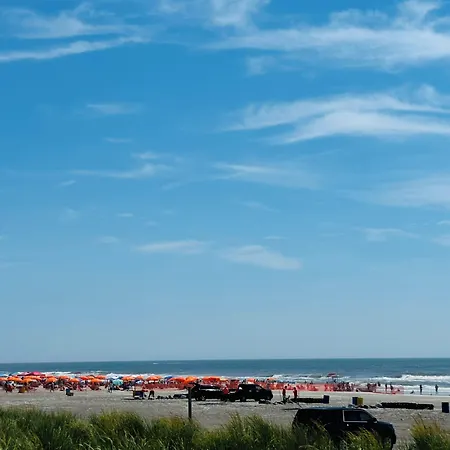 Days Inn By Wyndham Atlantic City Oceanfront-Boardwalk-2