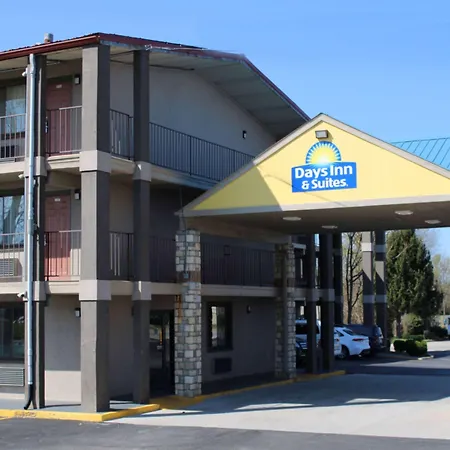 Days Inn & Suites By Wyndham Springfield On I-44-2