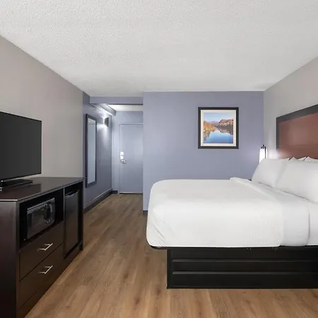 Garner Hotel Wytheville East By Ihg-3