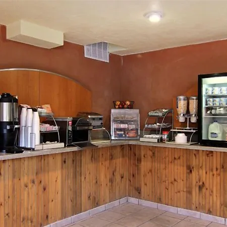 Ruidoso Mountain Inn-2