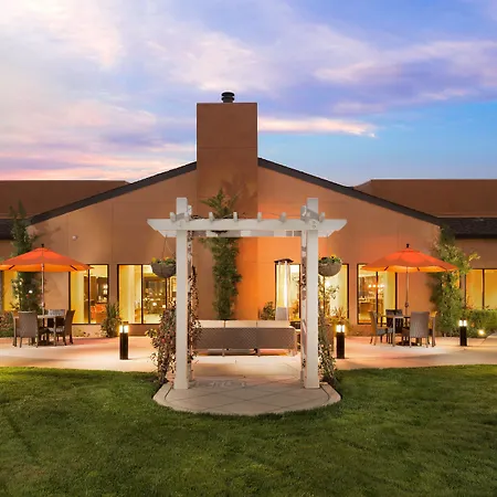 Courtyard By Marriott Vacaville-2