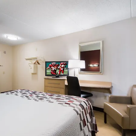 Red Roof Inn Laredo-3