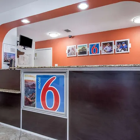 Motel 6-Marshall, Tx-2