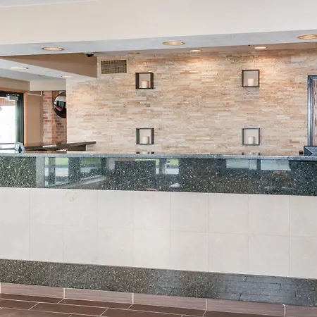 Quality Inn Effingham North-2