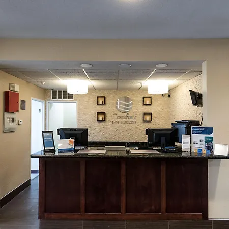 Comfort Inn & Suites Paw Paw-2