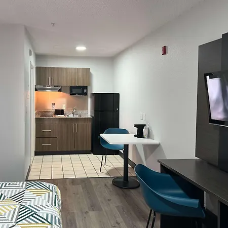 Studio 6 Extended Stay - West Palm Beach, Fl-3
