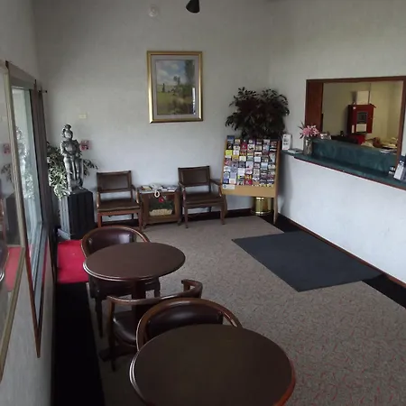 Knights Inn Cleveland/Macedonia-2