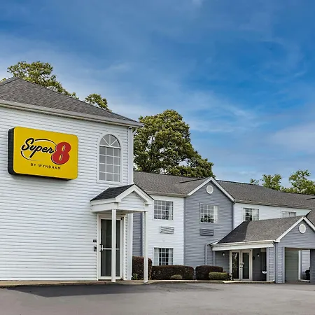 Super 8 By Wyndham Pensacola-2