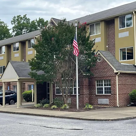 Microtel Inn & Suites Newport News-3