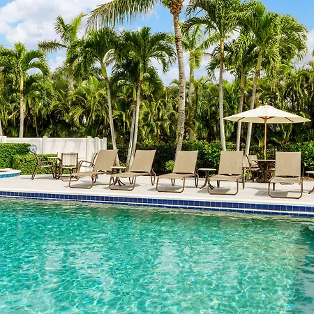 Olde Marco Island Inn And Suites-3