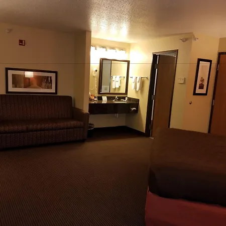 Americinn By Wyndham Menomonie-3