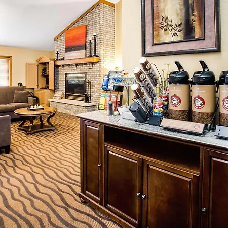 Americinn By Wyndham Menomonie-2