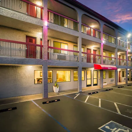 Red Roof Inn Stockton-3