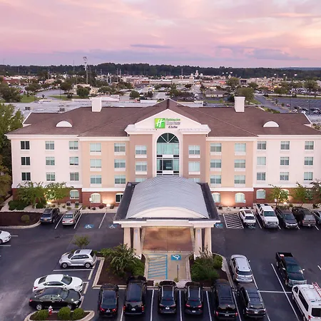Holiday Inn Express & Suites Columbia-I-26 @ Harbison Blvd By Ihg-2