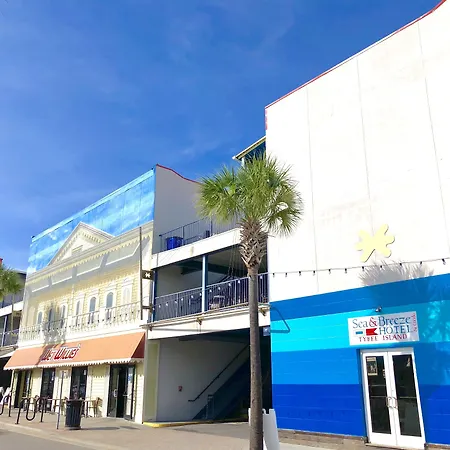 Sea And Breeze Hotel And Condo-3