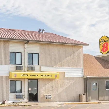 Super 8 By Wyndham Luverne-3