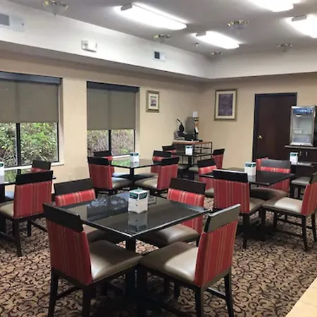 Quality Inn Franklin-2