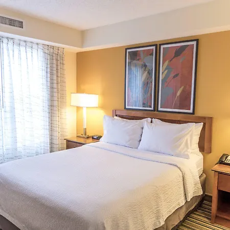 Residence Inn By Marriott Holland-3