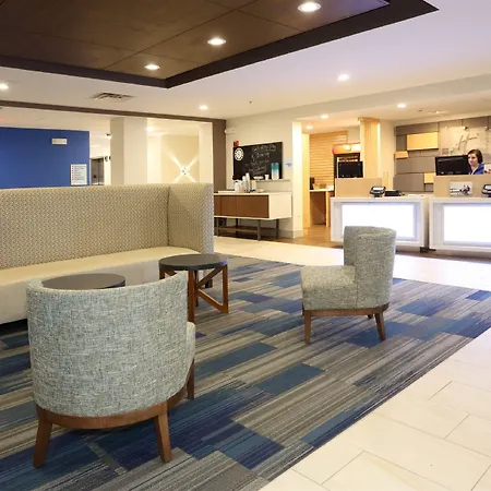 Holiday Inn Express & Suites Newport News By Ihg-3