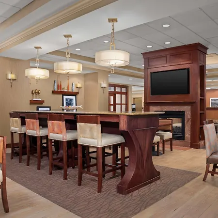 Hampton Inn Easton-2
