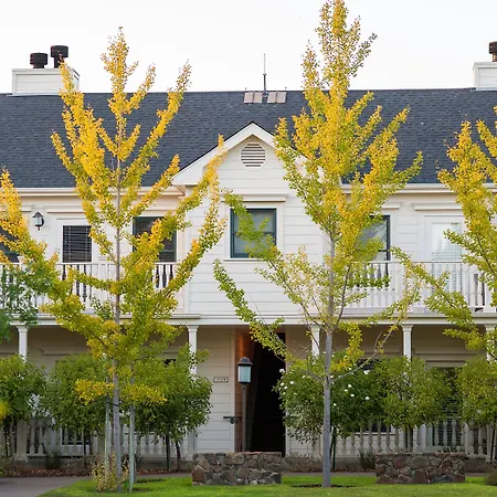 Macarthur Place Inn & Spa-3