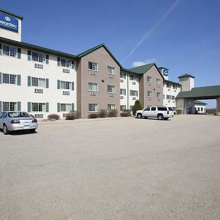 Boarders Inn & Suites By Cobblestone Hotels - Shawano-2