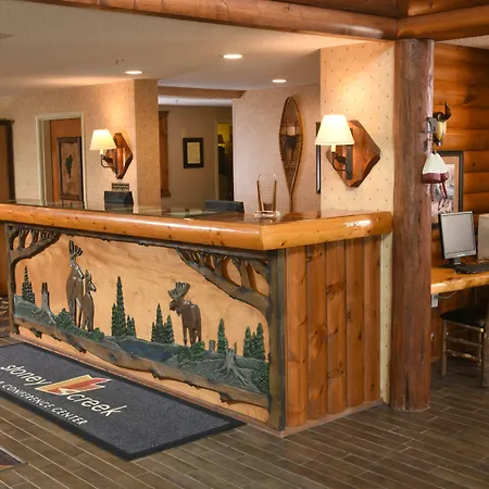 Cedar Creek Hotel Wausau - Rothschild-3