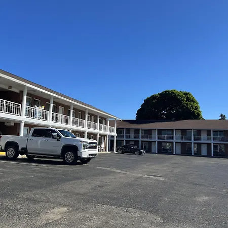 Continental Inn-2