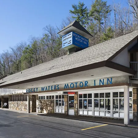 Historic Rocky Waters Inn, A Small Luxury Hotel-3