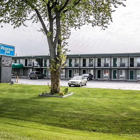 Rodeway Inn Grand Haven-3