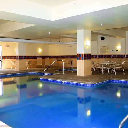 Hampton Inn & Suites Kingman-2