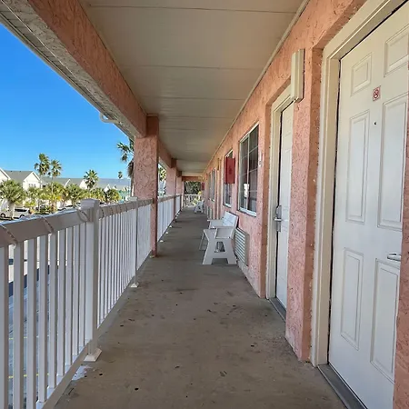 Flamingo Inn-2