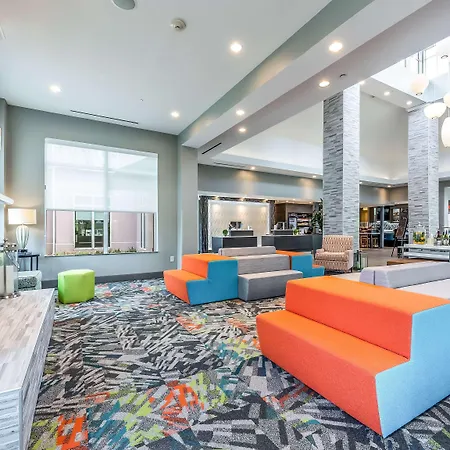 Hilton Garden Inn Beaumont-3