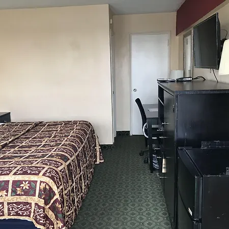 Red Carpet Inn & Suites Atlantic City-3