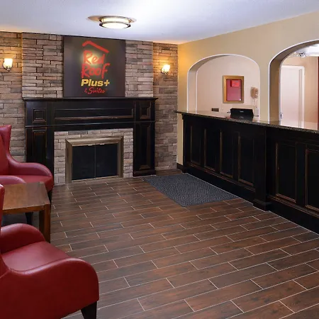 Red Roof Inn Plus+ & Suites Guilford-2