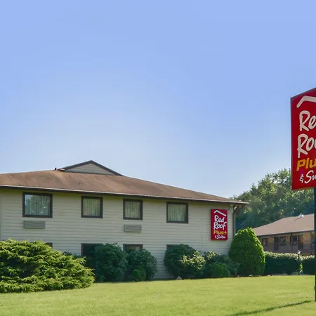 Red Roof Inn Plus+ & Suites Guilford-3
