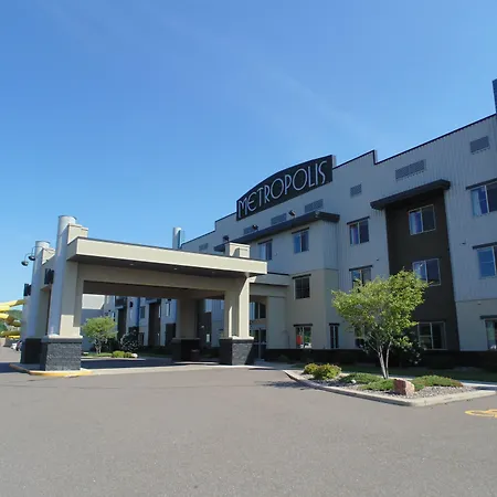 Metropolis Resort - Eau Claire-3