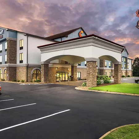 Comfort Suites Jackson I-40-3