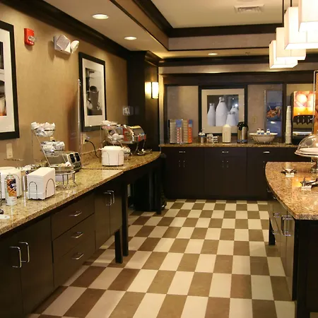 Hampton Inn New Albany-3