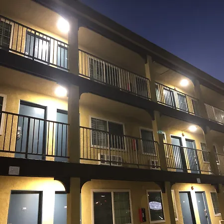 Simply Home Inn & Suites - Riverside-3
