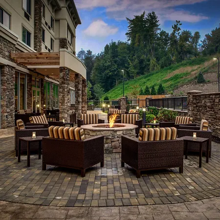 Courtyard By Marriott Boone-3