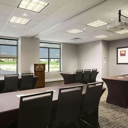 Wingate By Wyndham - Bismarck-2