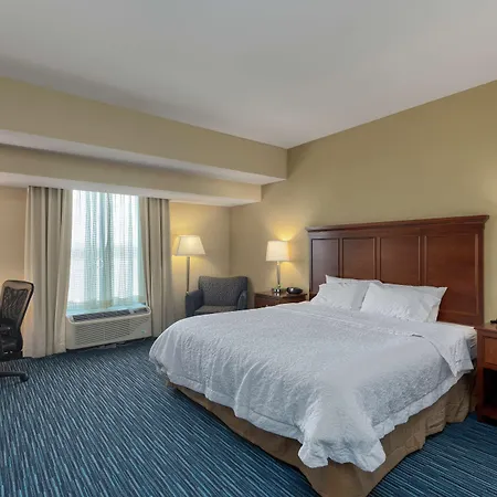 Hampton Inn & Suites Owensboro Downtown Waterfront-2