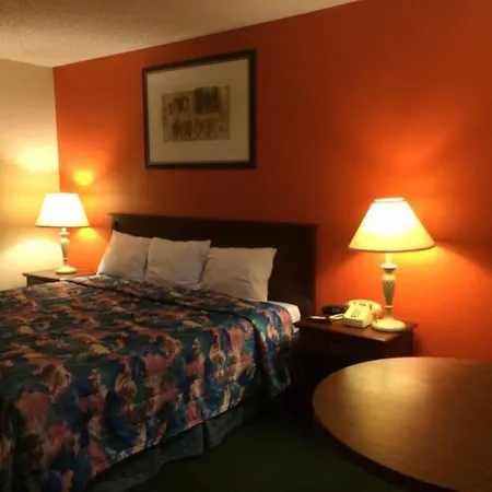 Relax Inn Henryetta-3