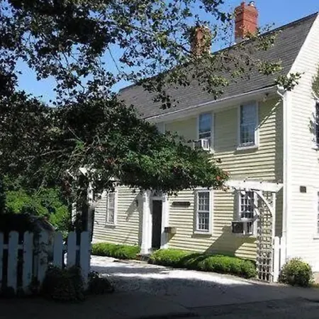 Admiral Farragut Inn-3