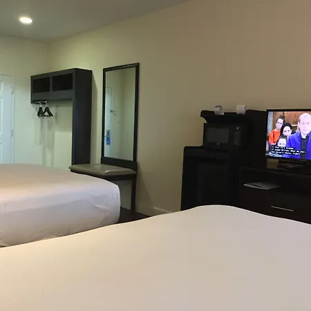Days Inn & Suites By Wyndham Galveston West/Seawall-3