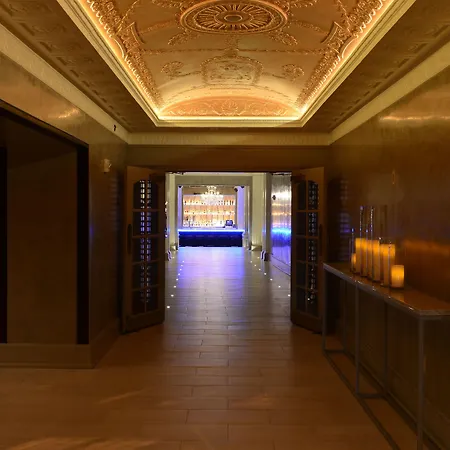 Magnolia Hotel St. Louis, A Tribute Portfolio Hotel-3