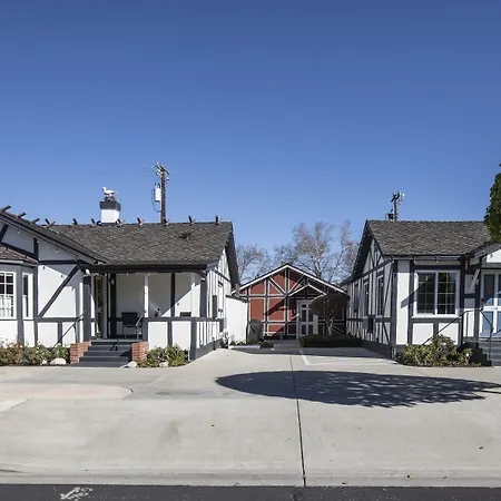 Solvang Inn & Cottages-3