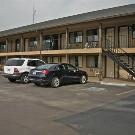 Red Lion Inn And Suites La Pine, Oregon-3